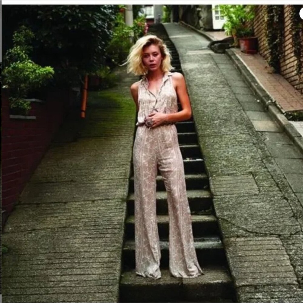 Novella Royale | Holly Jumpsuit in White Chantilly, Size S Like new!